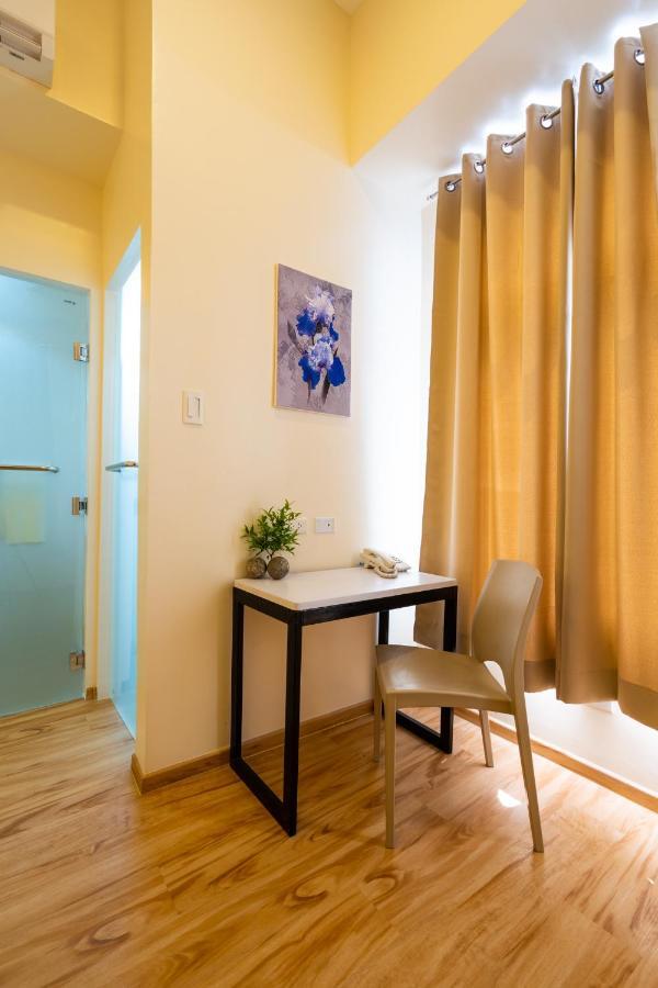 Myspace Hotel Comembo タギッグ エクステリア 写真
