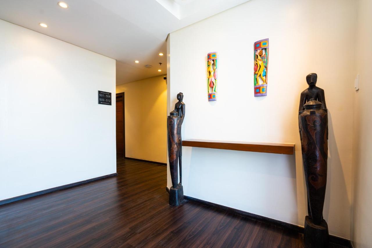 Myspace Hotel Comembo タギッグ エクステリア 写真