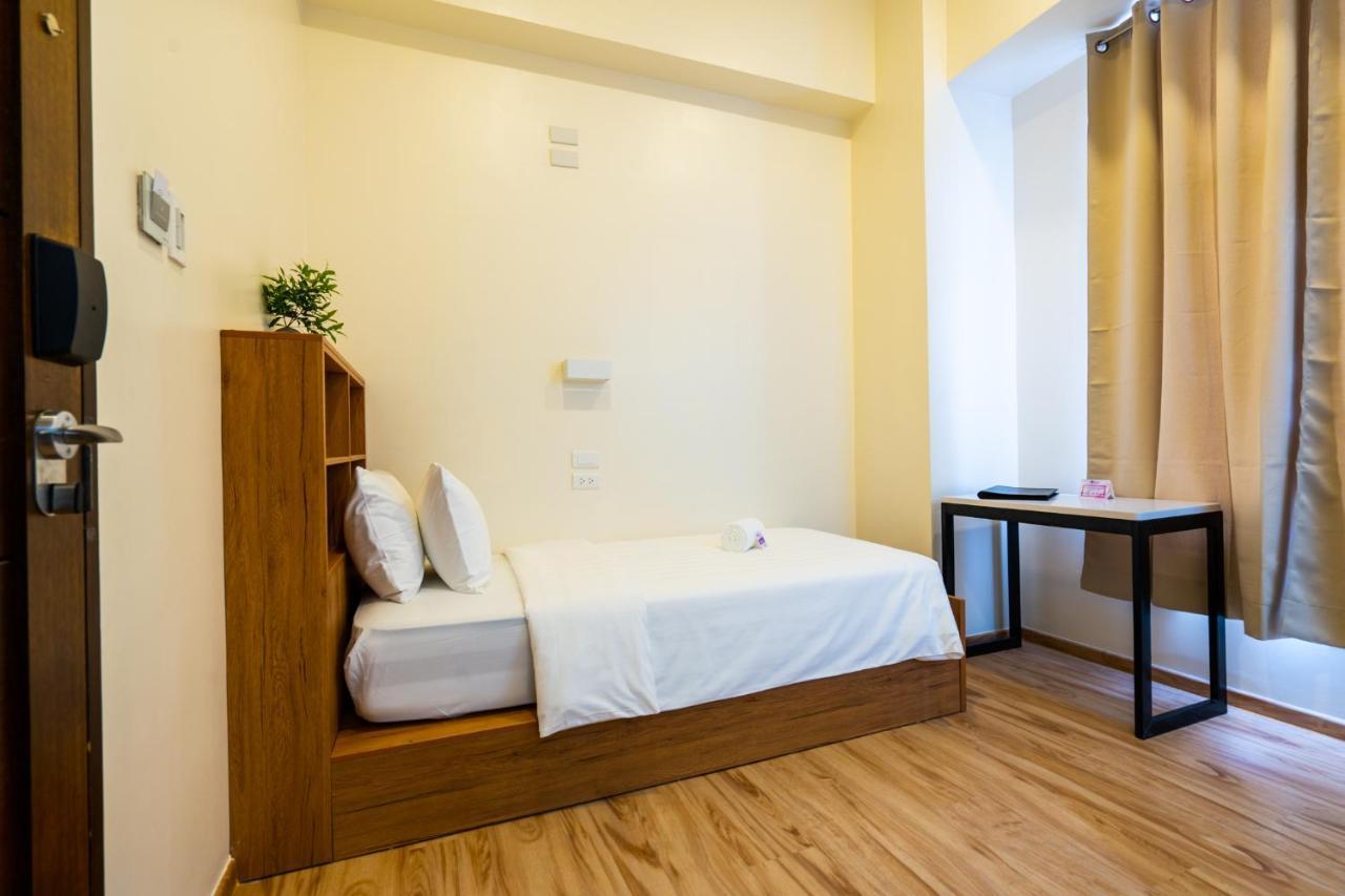 Myspace Hotel Comembo タギッグ エクステリア 写真