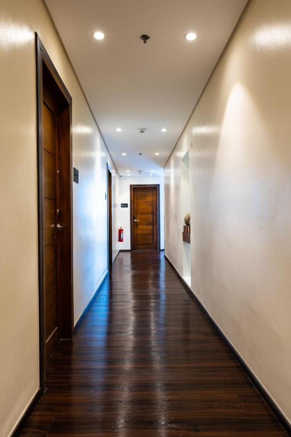Myspace Hotel Comembo タギッグ エクステリア 写真